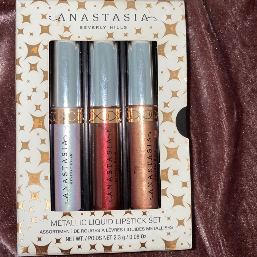 Anastasia Beverly Hills metallic liquid lipstick